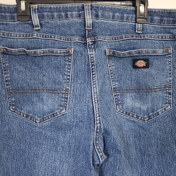 (878) Dickies Flex Men's Active Waist Work Jeans, Size: 36 x 30 Color: Blue (2) - Picture 11 of 15